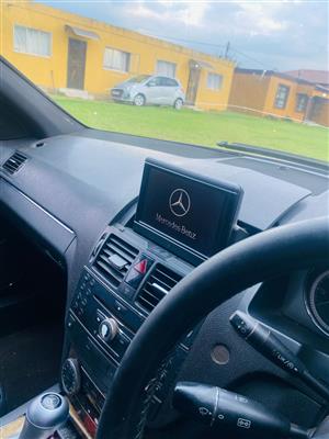 C200 Mercedes-Benz Kompressor Loud Beast Daily Runner 