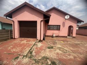 House For Sale in Likole Ext 1