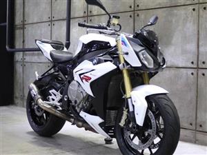 2016 BMW S1000R