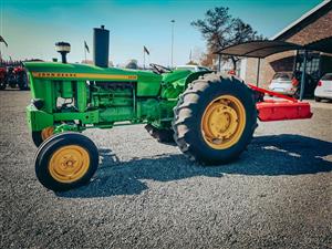 John Deere 2030 +  SLASHER