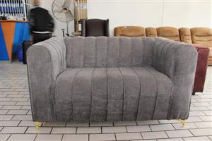 GREY 2 SEATER COUCH(S067273E)