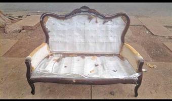 BEAUTIFUL  ANTIQUE Couch  Frame -  carving detail - CRESTA RANDBURG  w/app