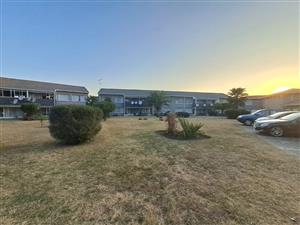 LOVELY ONE BEDROOM APARTMENT NOW AVAILABLE IN THREE RIVERS PROPER.