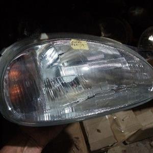Corsa head light