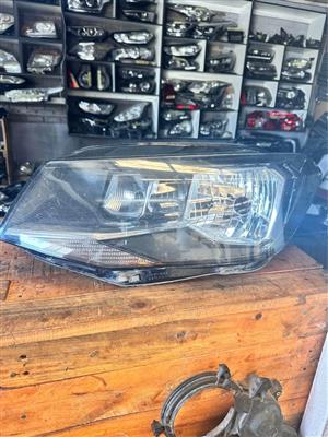 Volkswagen Caddy headlight left side