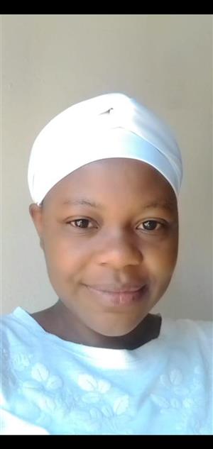 Zim maid, nanny, cook with refs looking for live in or live out work 