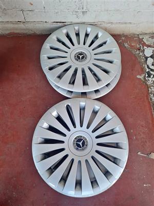 Mercedes Benz vito original wheel caps aset size 17