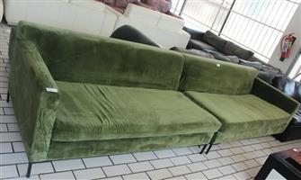 Green 4 seater couch S064014A