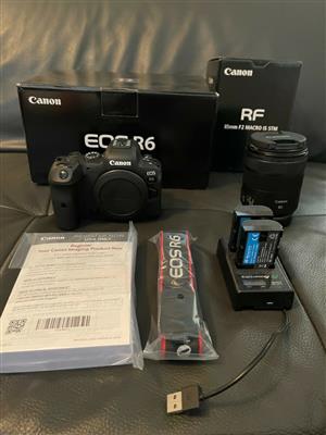 Canon eos R6 with Rf 85mm lens