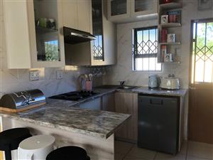 4 bedrooms family home in Amalinda