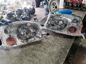 New headlights Nissan np 300 for sale