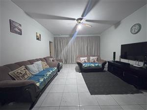 Charming 2.5 bedroom apartment, and more to see