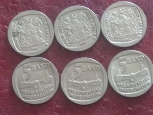 Inauguración R5 coins