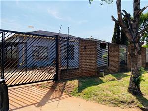 Renovated Family Home in Brenthurst
