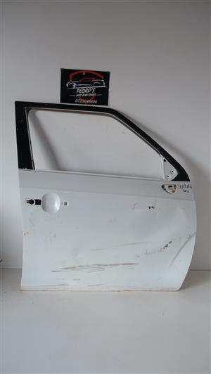 Suzuki Ignis right front door(s)