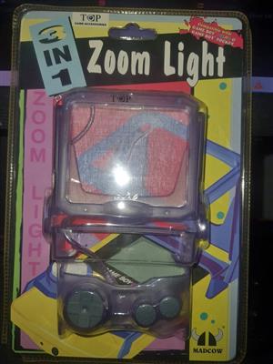Vintage 3-in-1 Zoom Light for Game Boy Color / Pocket – Factory Sealed!