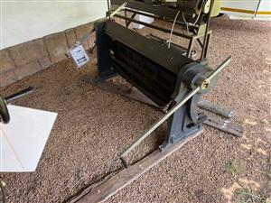 BENDER ROLLER GUILLOTINE 3 IN 1 MACHINE