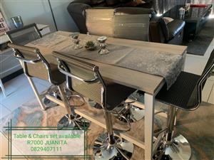 Table and chairs set for sale 