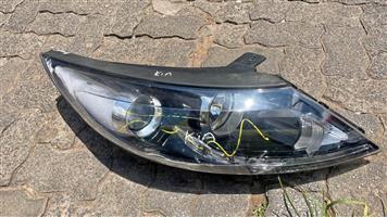 Kia Sportage headlight 2010/14