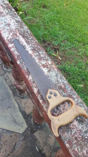 Steigo brand 13.5" double edged hand saw.