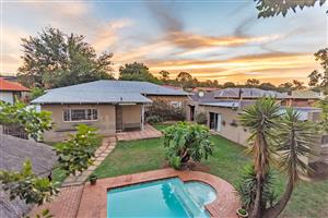 Non Distressed Live Auction - Bidding To Start at R895 000