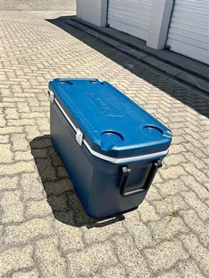Coleman 66.2 liters large cooler box
