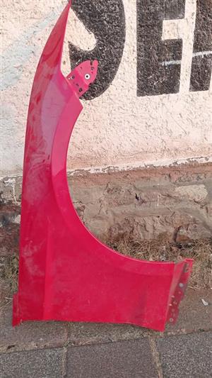 Ford mustang right side fender for sell in good condition 
