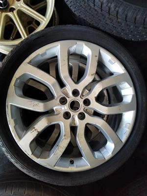 Range rover 22inch rims 