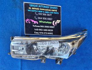 Toyota Corolla Left Headlight 14 - 22