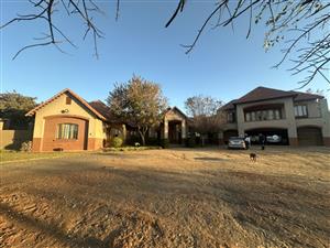 House For Sale in Broederstroom