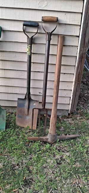 Spade , forks and pickaxe