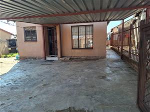 House For Sale in Soshanguve VV