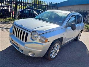 JEEP COMPASS MANUAL 4x4 2L GEARBOX/BODY/DOORS/BUMPERS/HEADLIGHTS /LOCKSET STRIPPING FOR SPARES