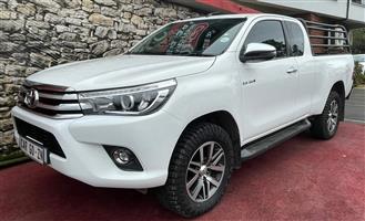 2018 TOYOTA Hilux 2.8 GD-6 4x4 X-Cab