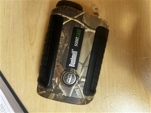 Bushnell Range Finder for dale