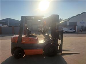 Forklift Toyota FD6 1998 