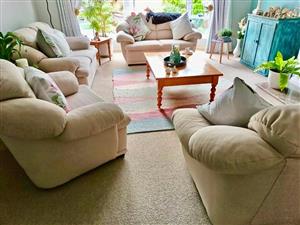 Gomma Gomma 7 seater lounge suite