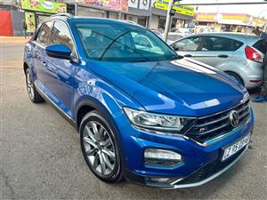 2021 VW T-ROC 1.2 R-LINE DSG 4MOTION Transmission: Auto Mileage: 172000km Fueltype: Petrol  Blue