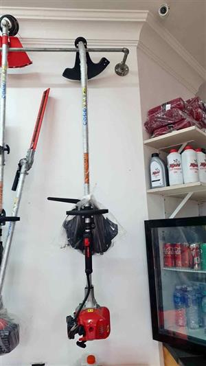 Nguni 26cc bent shaft trimmer.  GARDEN MARKET PLACE.  1 Gardens Road, HILLCREST.