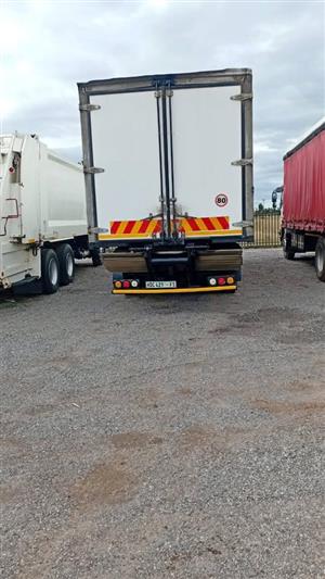 Isuzu FVZ1200 Curtain Railing Truck for sale . Start and Go.  Contact Bertie 