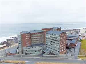 Spacious 3-Bedroom Apartment with Breathtaking Sea Views – Quigney, East London