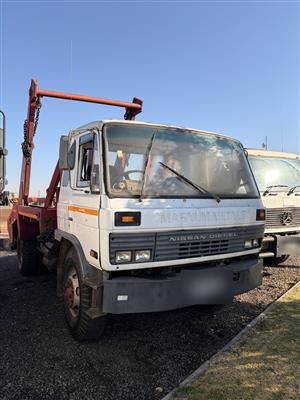 Nissan Diesel Skip Trucks 