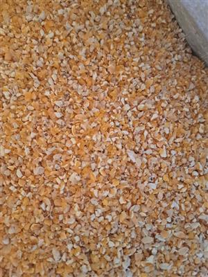 Crushed maize