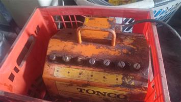 Welding machine 