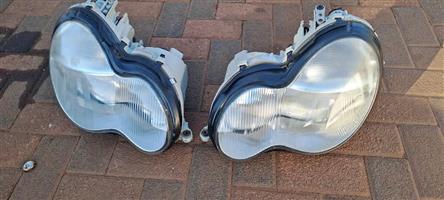 Mercedes benz C200 W203 headlights available in stock at Spareline Auto