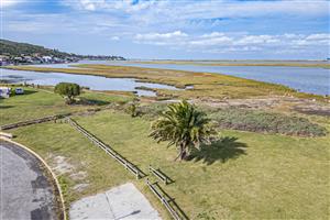 BRING YOUR FISHING ROD!! FISHERMENS FRIEND!! RETIREMENT RETREAT!