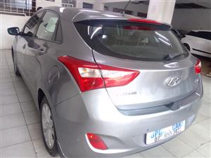 2012 Hyundai i30 1.6 Manual, Petrol Grey color  75000km 