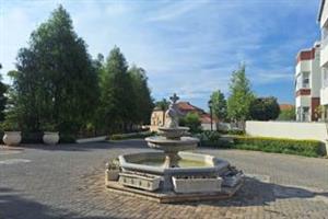 Modern 2-Bed, 2-Bath Apartment in Sought-After Estate