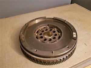 VOLVO V40 DUEL MASS FLYWHEEL FORSALE