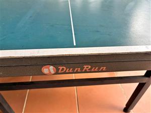 Table tennis table
